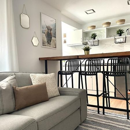 Moderno Apartamento Cerca Del Metro Бильбао Экстерьер фото